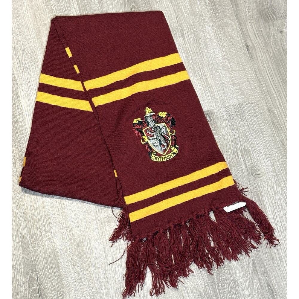 Harry Potter Gryffindor‎ Scarf 68" X 8.25"